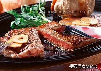 巴黎世家北京烤鸭包 售价15500元案例分析