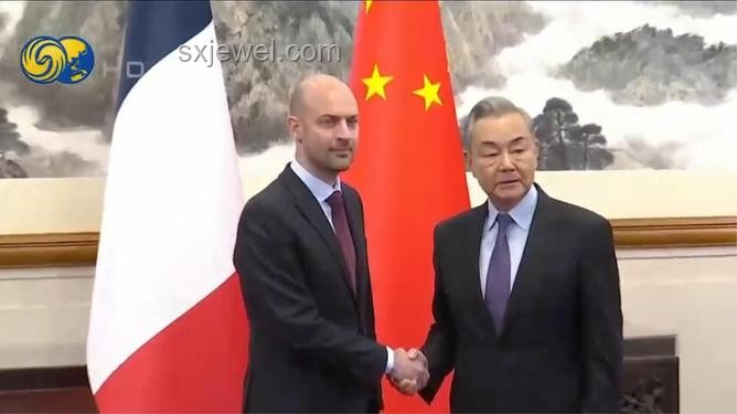 中法外交新动向：王毅同法国外长巴罗通话后的趋势预测